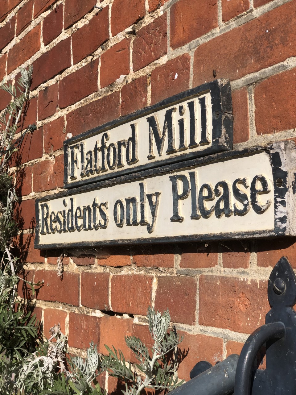 Flatford mill sign GR<br>