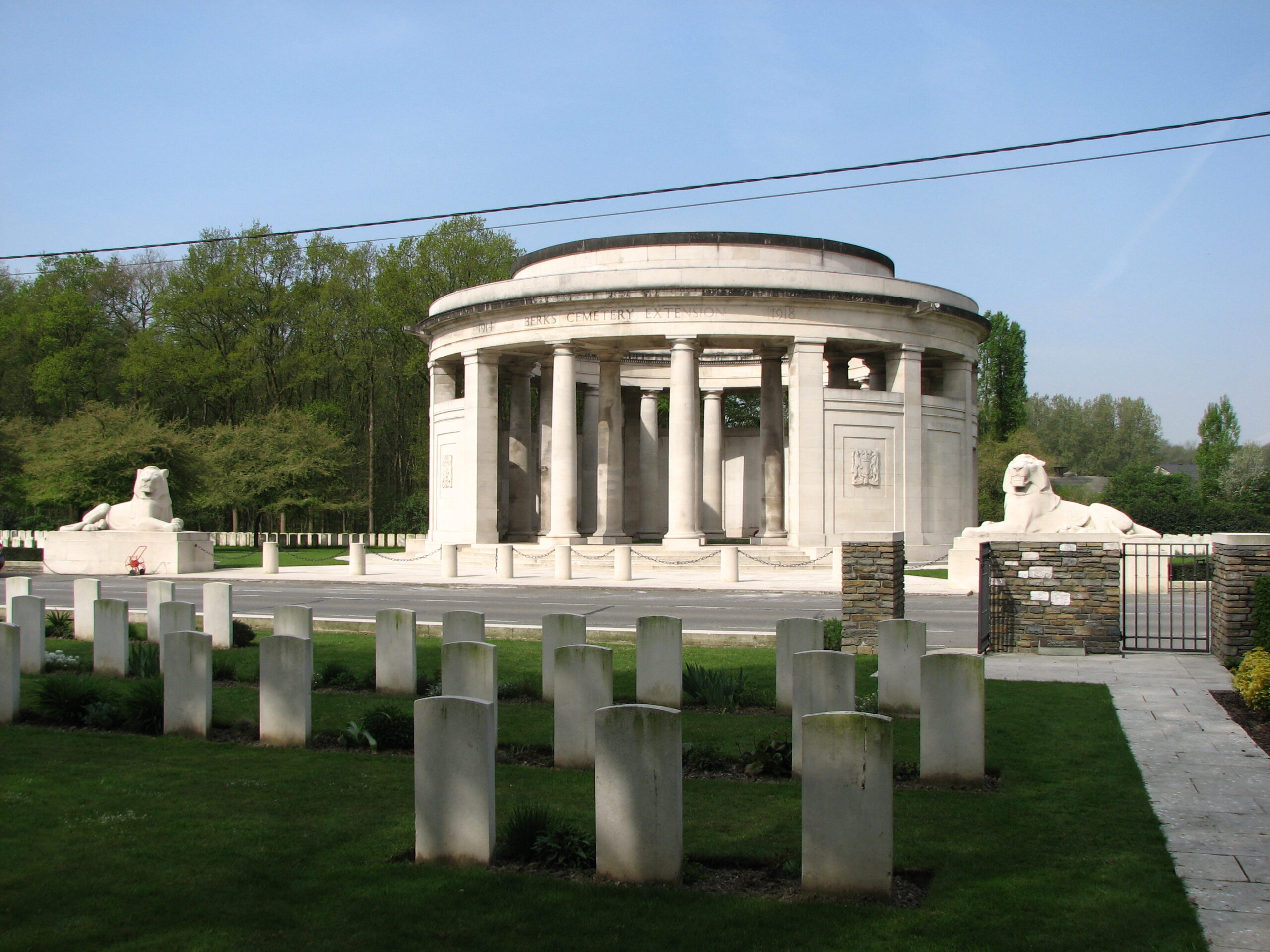 The Ploegsteert Memorial, near Ieper (Ypres), Belgium<br>MA