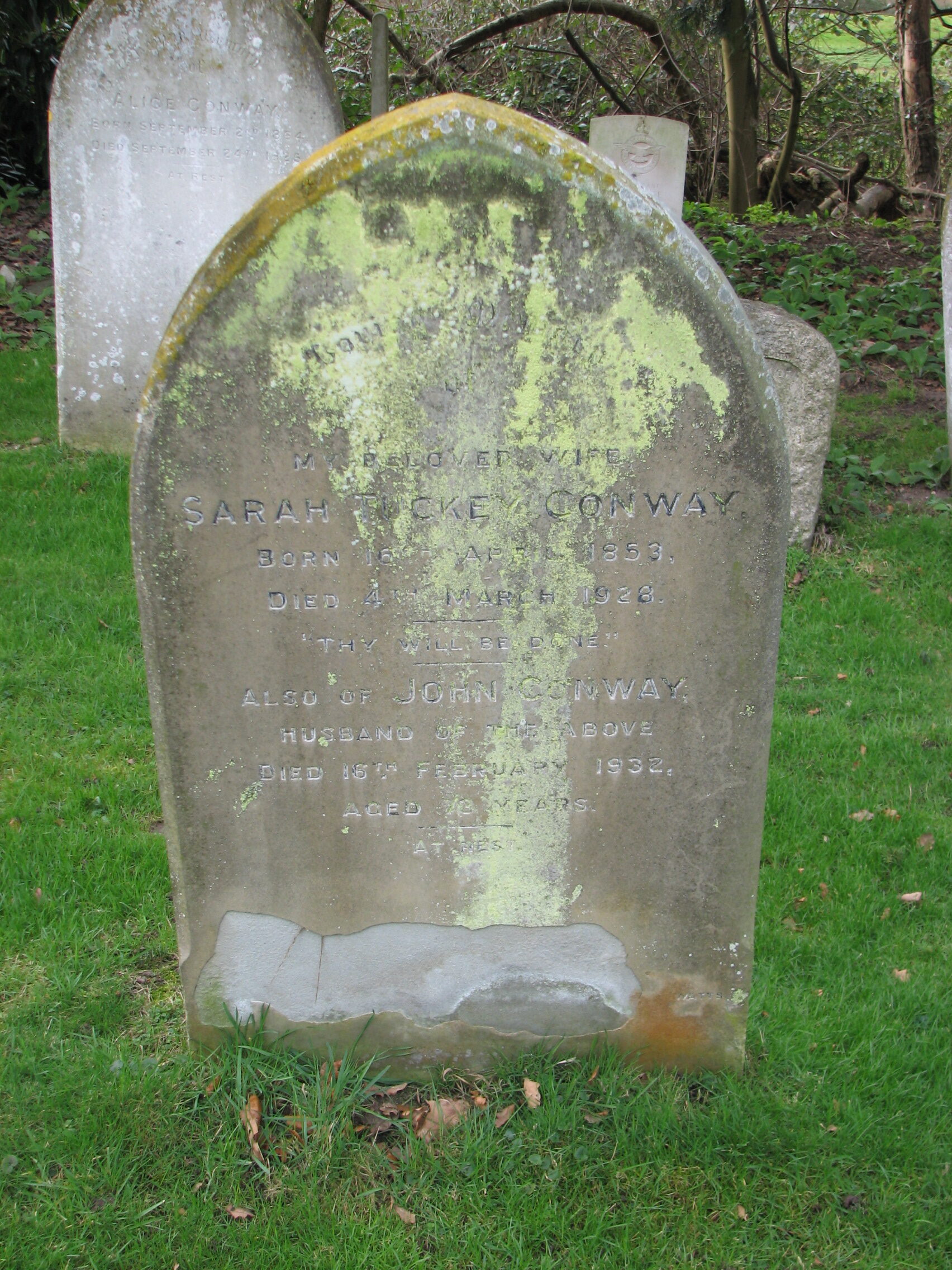 Frank's parents gravestone in East Bergholt Cemetery<br>MA