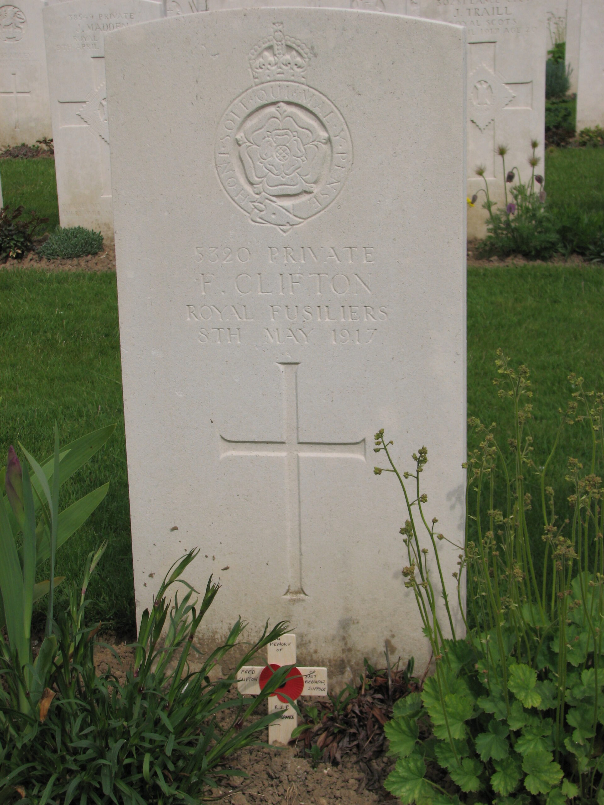 Fred''s headstone in Ste. Catherine British Cemetery<br>MA